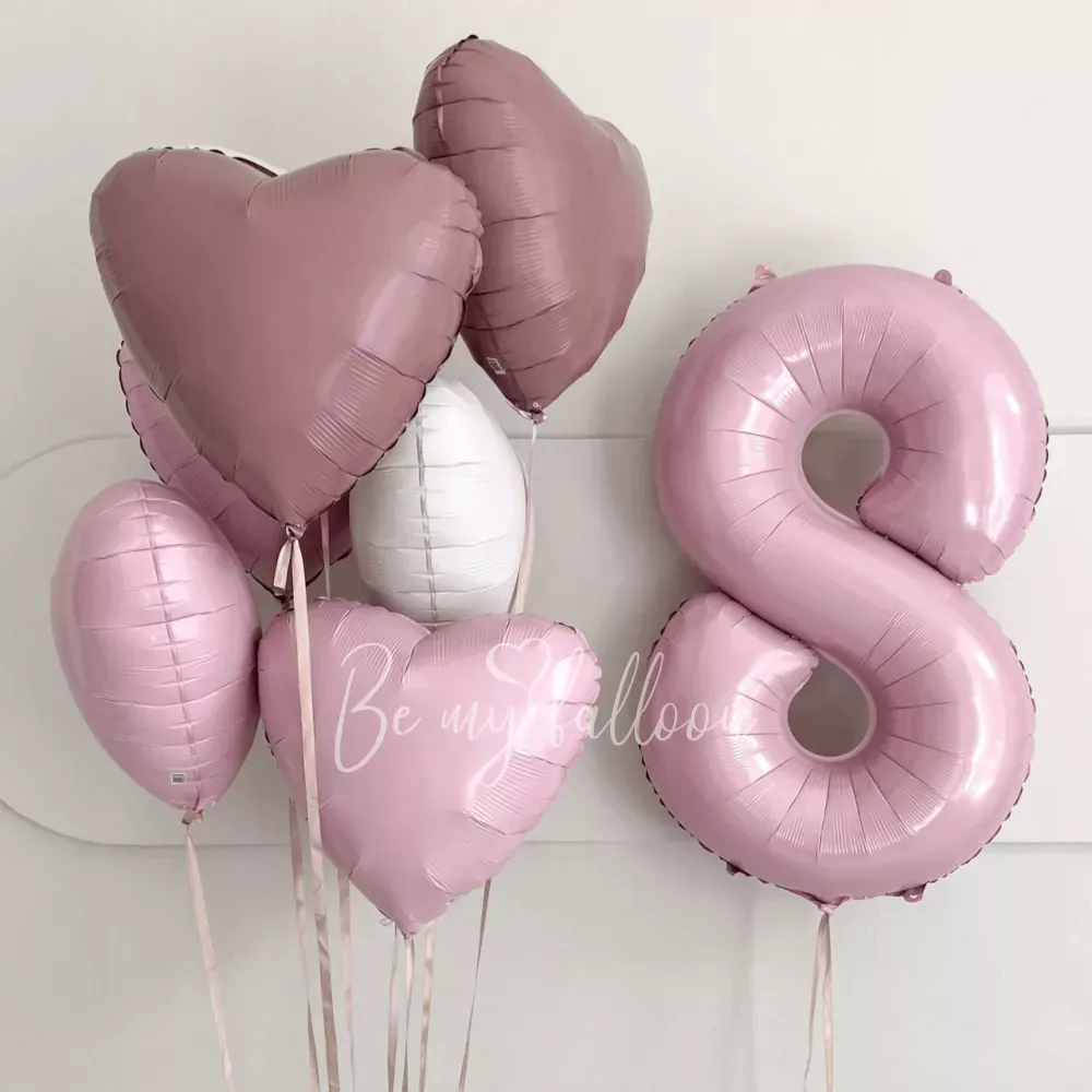 A bouquet of balloons for a daughter of 8 years old