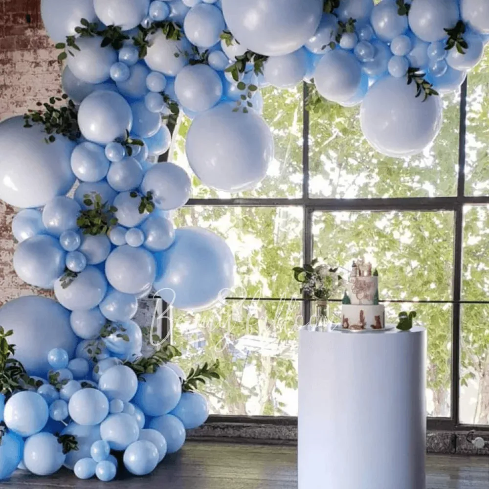 7m Light Blue organic balloon garland with leaves 