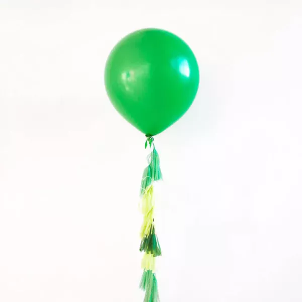 Latex Giant plain fashion balloon with tassels Green