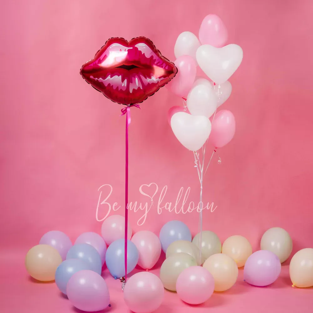 Lips balloon with Pastel Hearts Balloon Bouquet bundle