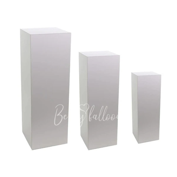 3 Square Stands